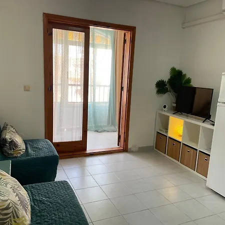 דירה Estudio Cerca De La Playa Equipado Y Luminoso טורבייחה